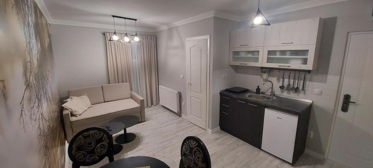 Apartment Dado